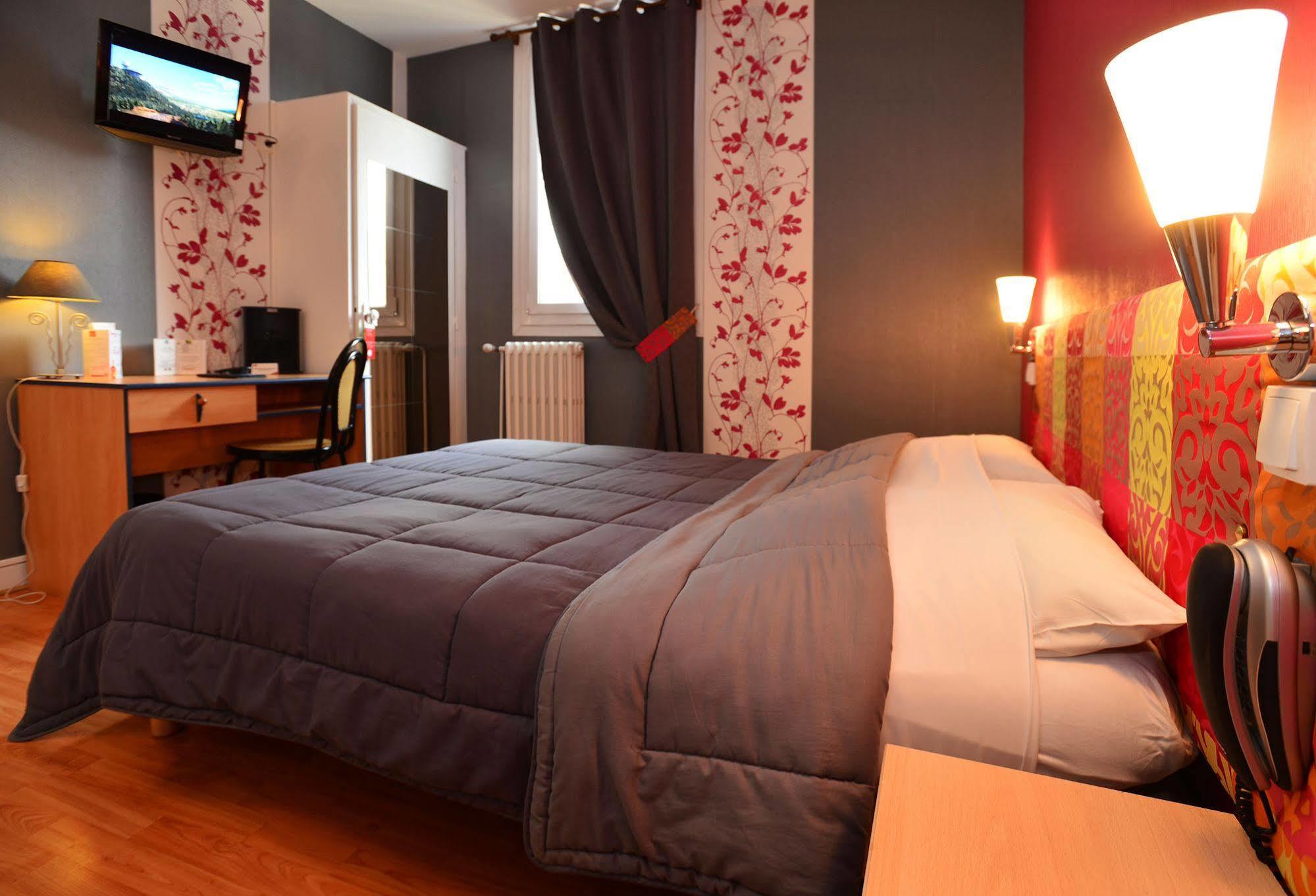 טרבה Hotel La Croix Blanche מראה חיצוני תמונה