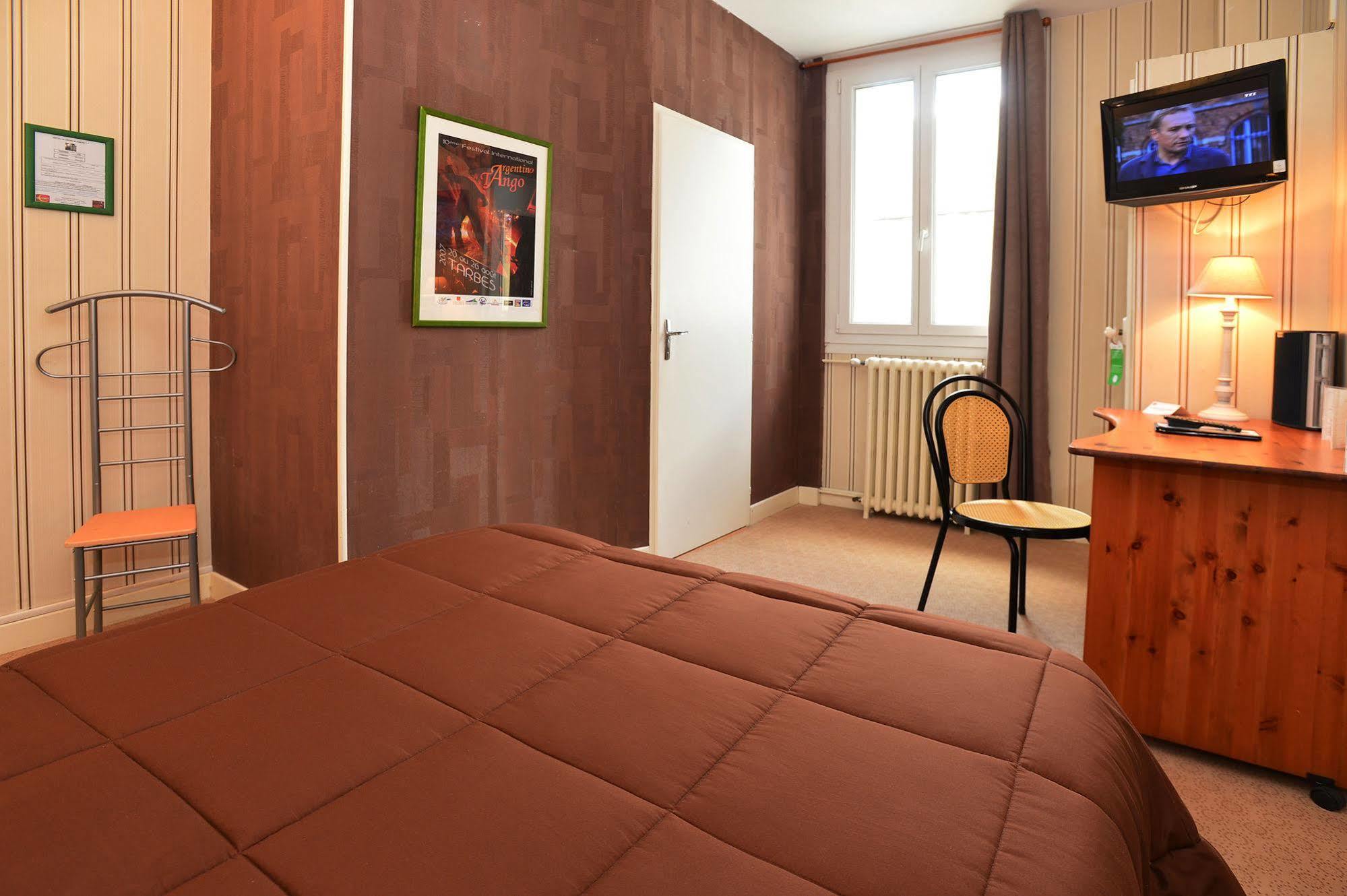 טרבה Hotel La Croix Blanche מראה חיצוני תמונה